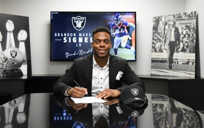 Raiders sign linebacker Brandon Marshall